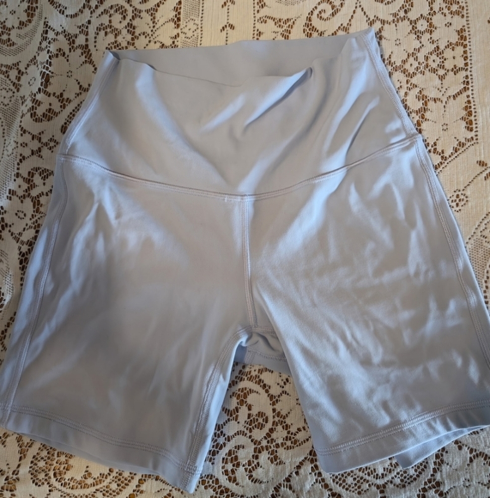 Lululemon Women's Align High-Rise 6" Shorts